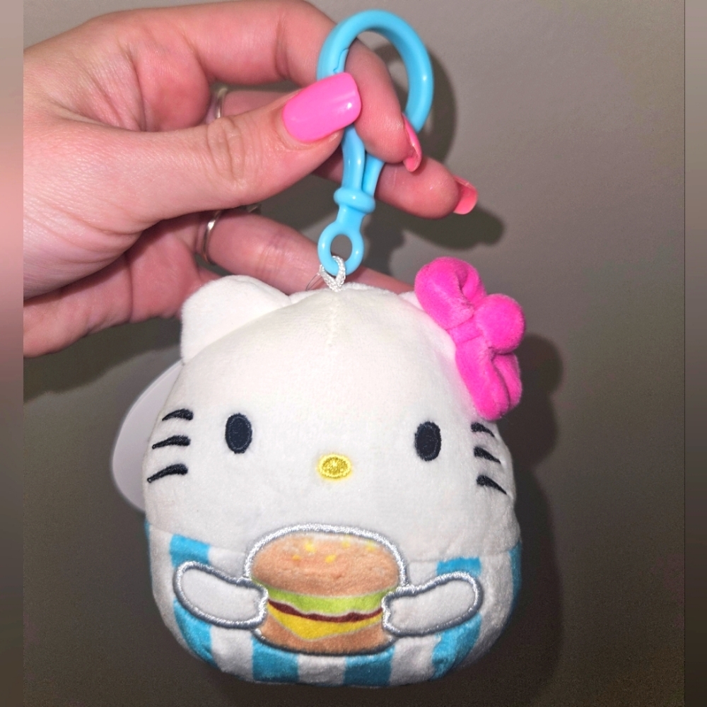 NWT Hello Kitty with a Burger 🍔 Squishmallows Clip 3.5"